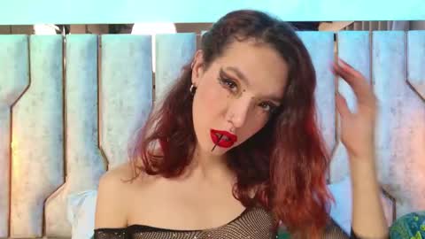 Snapshot of nix_wolf chatting on December 3, 2025, 3:14 am Nixx online show from December 3, 2025, 3:14 am