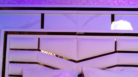 Snapshot of nix_wolf chatting on January 14, 2026, 3:45 am Nixx online show from January 14, 2026, 3:45 am