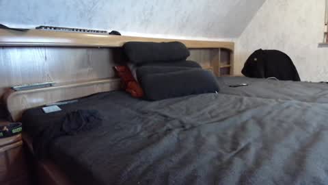 Snapshot of nixan85 chatting on February 2, 2025, 2:45 pm nixan85 online show from February 2, 2025, 2:45 pm