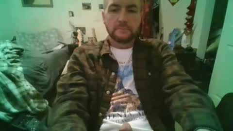 njoefats420 online show from April 6, 2026, 9:43 am