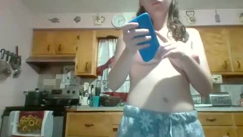 njsnowbunny online show from October 29, 2025, 10:11 pm