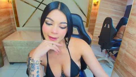 Snapshot of nkbaby_r chatting on November 10, 2025, 1:21 pm nkbaby_r online show from November 10, 2025, 1:21 pm