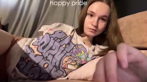 Tears Lora online show from June 25, 2026, 2:11 am