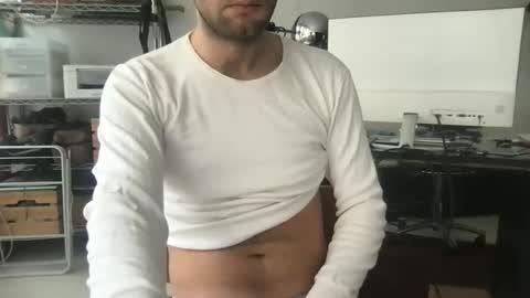 nnatural94 online show from November 3, 2025, 8:48 am