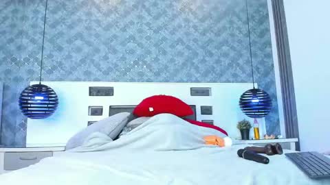 Snapshot of noabrowm chatting on February 7, 2025, 5:51 pm noah online show from February 7, 2025, 5:51 pm