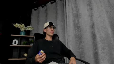 Snapshot of noah_brigth chatting on February 27, 2025, 3:47 am Noah Brigth online show from February 27, 2025, 3:47 am