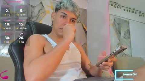 Snapshot of noah_carter66 chatting on December 22, 2025, 2:41 am noah online show from December 22, 2025, 2:41 am