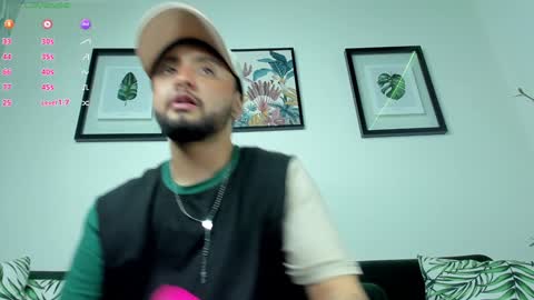 Snapshot of noah_devil chatting on January 9, 2025, 7:21 am Noah online show from January 9, 2025, 7:21 am