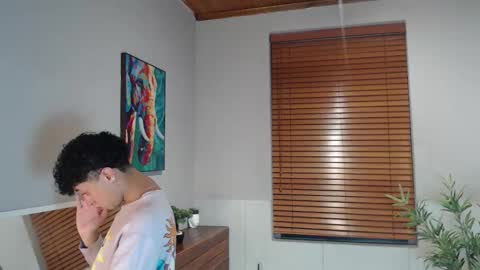 noah_dupont_ online show from January 6, 2026, 11:47 am