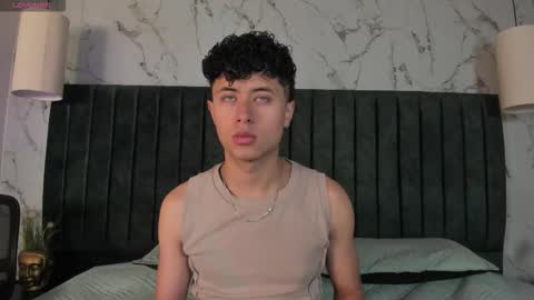 noah_dupont_ online show from February 16, 2026, 12:12 pm