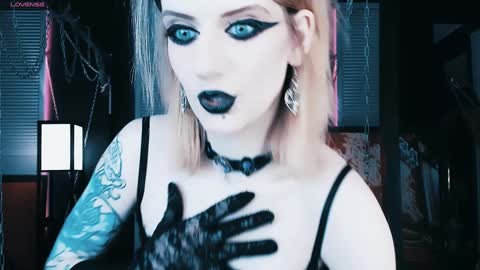 REAL name LiaDM are always open online show from January 7, 2025, 10:08 pm