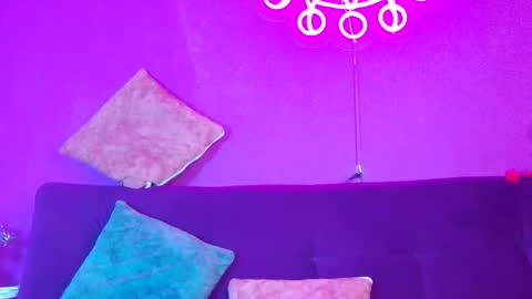 Noah online show from February 20, 2026, 9:37 pm