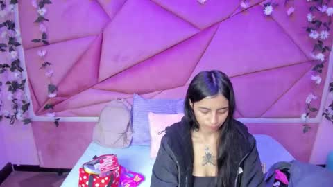 Snapshot of noah_johns chatting on November 14, 2025, 12:15 pm Noah johns online show from November 14, 2025, 12:15 pm