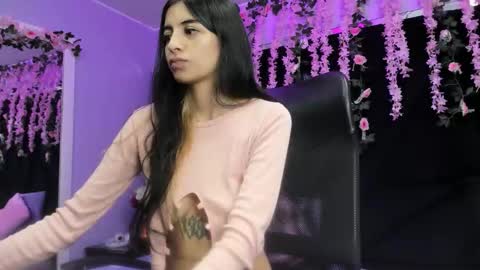 Snapshot of noah_johns chatting on December 2, 2025, 1:05 pm Noah johns online show from December 2, 2025, 1:05 pm