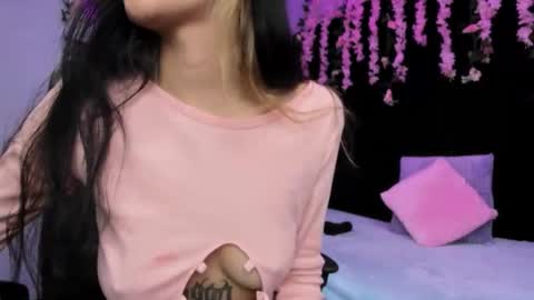 Snapshot of noah_johns chatting on December 18, 2025, 8:15 pm Noah johns online show from December 18, 2025, 8:15 pm