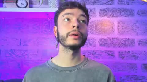    online show from November 24, 2025, 12:05 pm