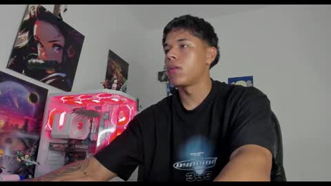 noah_silver online show from December 21, 2025, 10:17 pm