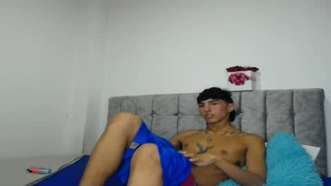 noah_twinks online show from June 25, 2026, 11:20 pm