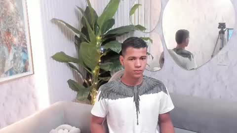 Snapshot of noahdark_ chatting on July 17, 2026, 2:07 am NOAH online show from July 17, 2026, 2:07 am