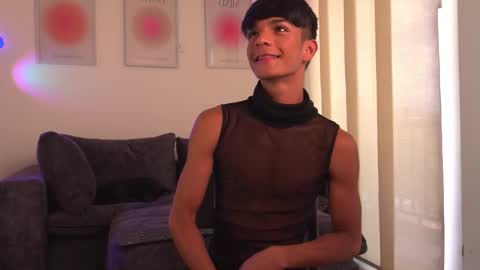 Snapshot of noahh_th03 chatting on March 15, 2026, 5:08 pm Noah online show from March 15, 2026, 5:08 pm