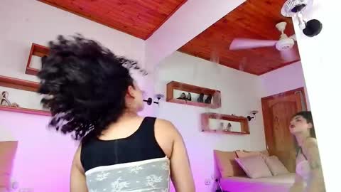 Snapshot of noahmonroe_11 chatting on May 12, 2026, 9:12 pm noahmonroe_11 online show from May 12, 2026, 9:12 pm