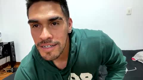 Snapshot of noahsexx98 chatting on September 22, 2025, 3:47 pm noahsexx98 online show from September 22, 2025, 3:47 pm