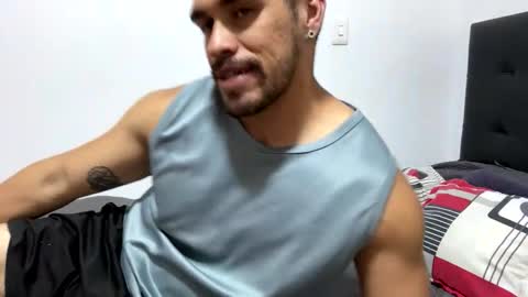 Snapshot of noahsexx98 chatting on September 28, 2025, 12:10 pm noahsexx98 online show from September 28, 2025, 12:10 pm