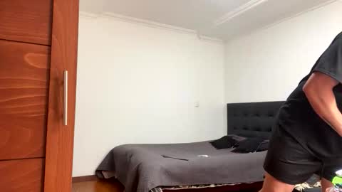 Snapshot of noahsexx98 chatting on October 3, 2025, 3:42 pm noahsexx98 online show from October 3, 2025, 3:42 pm