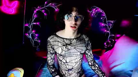 Snapshot of noahxtar chatting on September 29, 2025, 12:38 am Noah Xtar online show from September 29, 2025, 12:38 am