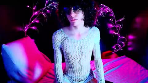 Snapshot of noahxtar chatting on October 20, 2025, 2:17 pm Noah Xtar online show from October 20, 2025, 2:17 pm