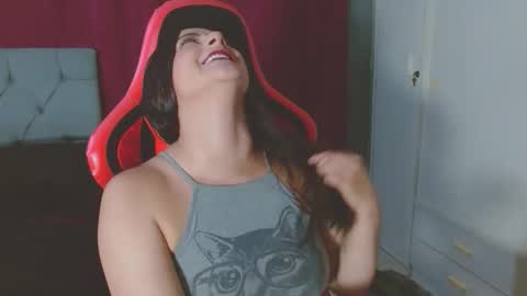 Noamartin online show from January 17, 2026, 12:37 am