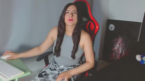 Noamartin online show from March 25, 2026, 1:55 am