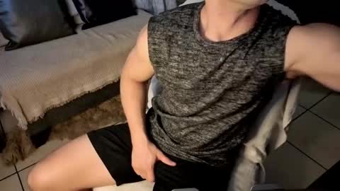 nobudget06 online show from November 16, 2025, 7:52 pm