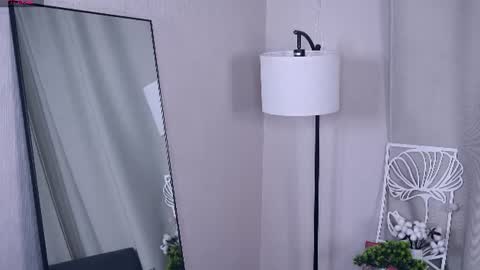 Snapshot of nobukohittle chatting on July 12, 2026, 7:38 pm Emmy online show from July 12, 2026, 7:38 pm