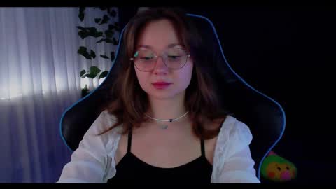 Sun or Luna online show from March 3, 2025, 8:43 pm