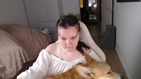 nodarell online show from November 28, 2025, 2:42 pm