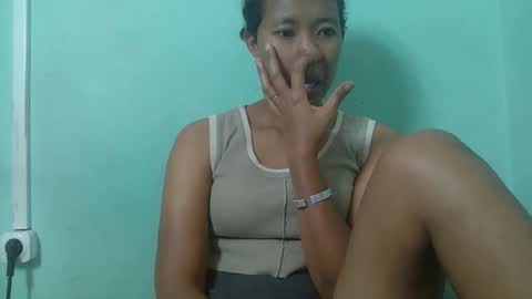 noella711128 online show from December 5, 2025, 6:44 am