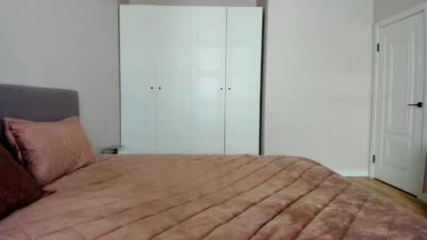 Snapshot of noelle_natty chatting on June 1, 2026, 3:25 pm Noelle Natty online show from June 1, 2026, 3:25 pm