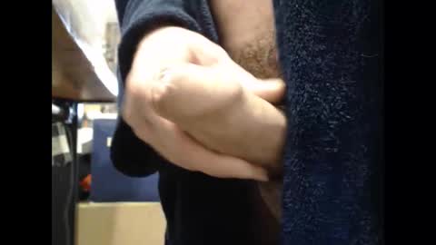 nofacedad90 online show from April 13, 2026, 2:44 pm