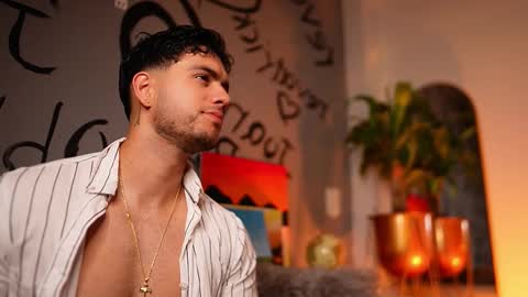 kevin online show from November 12, 2025, 12:00 am