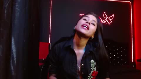 Snapshot of noha_thomson chatting on October 30, 2025, 6:30 pm Noha Thomson online show from October 30, 2025, 6:30 pm