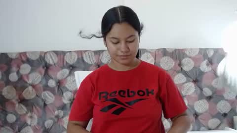 Snapshot of noiravale chatting on June 22, 2026, 7:11 pm Noira Vale online show from June 22, 2026, 7:11 pm