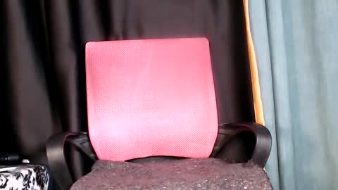 Noir Thats My Name Call Me Bablicious online show from January 29, 2025, 7:04 am