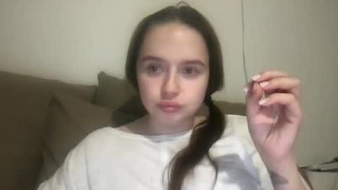 Snapshot of noiryn chatting on November 13, 2025, 3:00 pm Noiryn online show from November 13, 2025, 3:00 pm