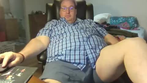 Snapshot of nolanvalenciax chatting on February 24, 2026, 5:55 pm Nolan online show from February 24, 2026, 5:55 pm