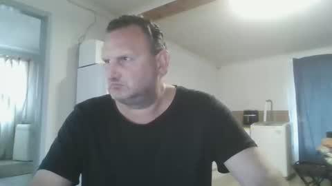 Snapshot of nollie244 chatting on October 24, 2025, 3:08 pm Nollie online show from October 24, 2025, 3:08 pm