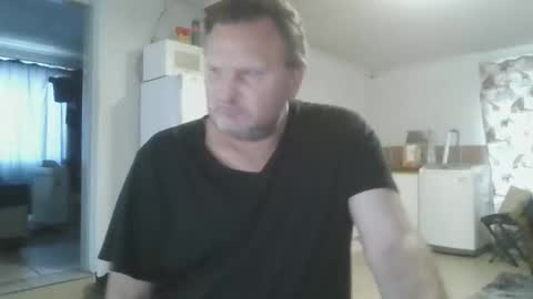 Nollie online show from April 11, 2026, 1:48 pm