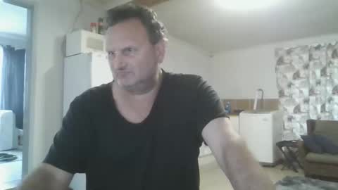 Nollie online show from April 25, 2026, 5:54 am