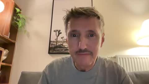 Snapshot of nolo34 chatting on December 15, 2025, 4:33 pm nolo34 online show from December 15, 2025, 4:33 pm