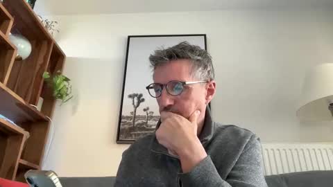 nolo34 online show from April 2, 2026, 3:09 pm